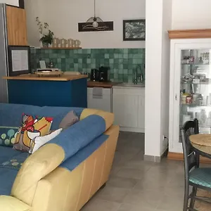 lempire-dessences-appartement.hotels-rhonealpes.com/