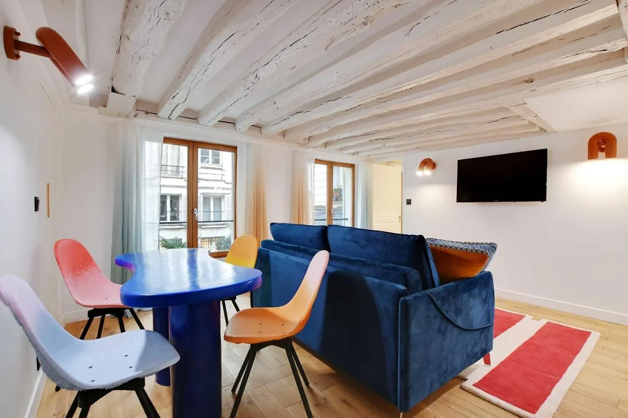 Joyful Apartment - 2Br-6P - Louvre-Rivoli Paris France