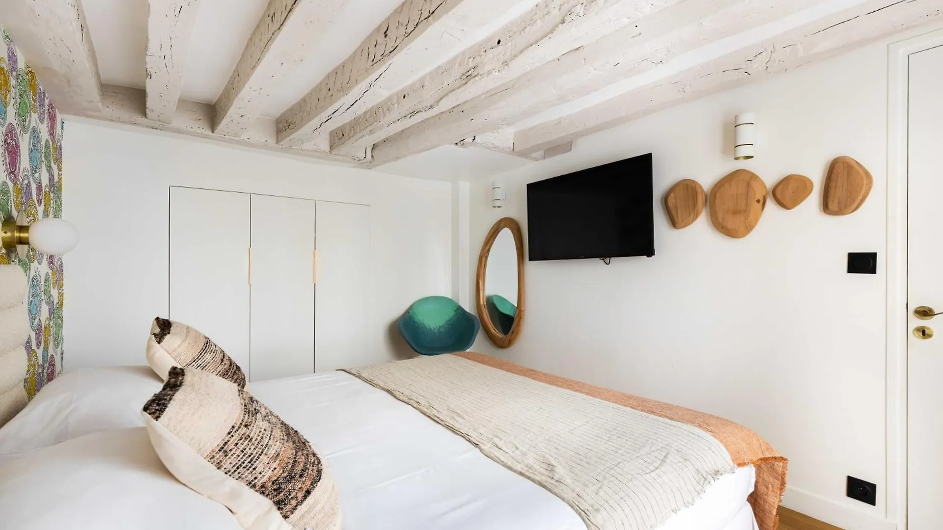 Joyful Apartment - 2Br-6P - Louvre-Rivoli Paris France